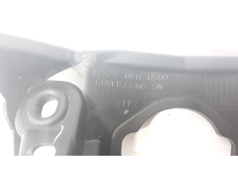 Recambio de moldura para honda cbr 650r referencia OEM IAM 17575MKND500 17575MKND50 