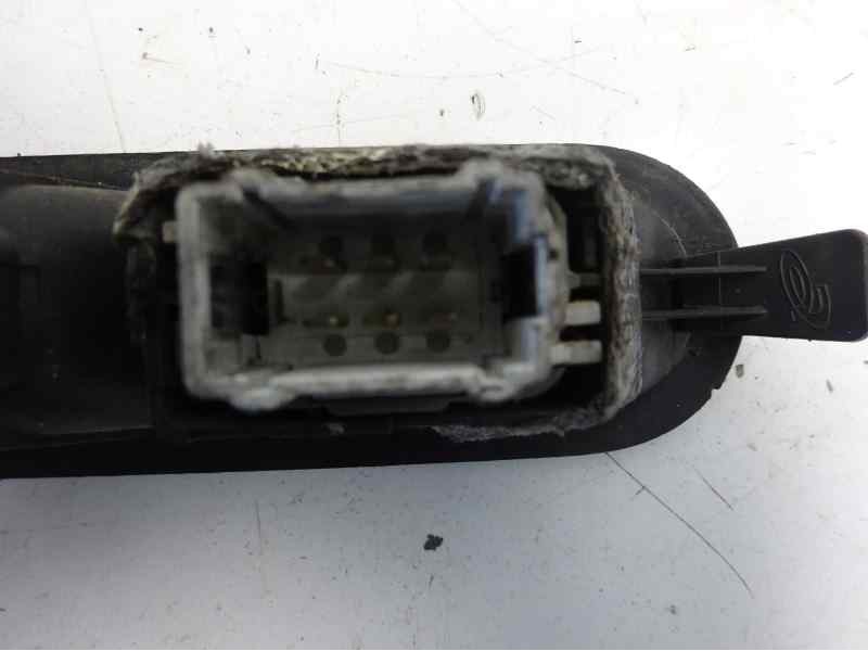 Recambio de mando elevalunas delantero derecho para renault scenic ii luxe privilege referencia OEM IAM   