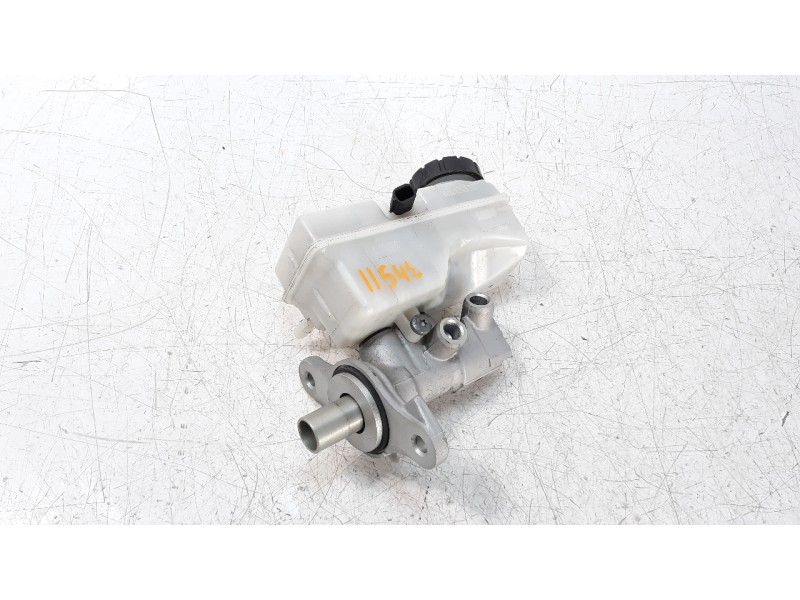 Recambio de bomba freno para renault clio iv 1.5 dci diesel fap referencia OEM IAM 460119686R  