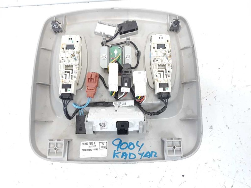 Recambio de luz interior para renault kadjar zen referencia OEM IAM 969807672R  