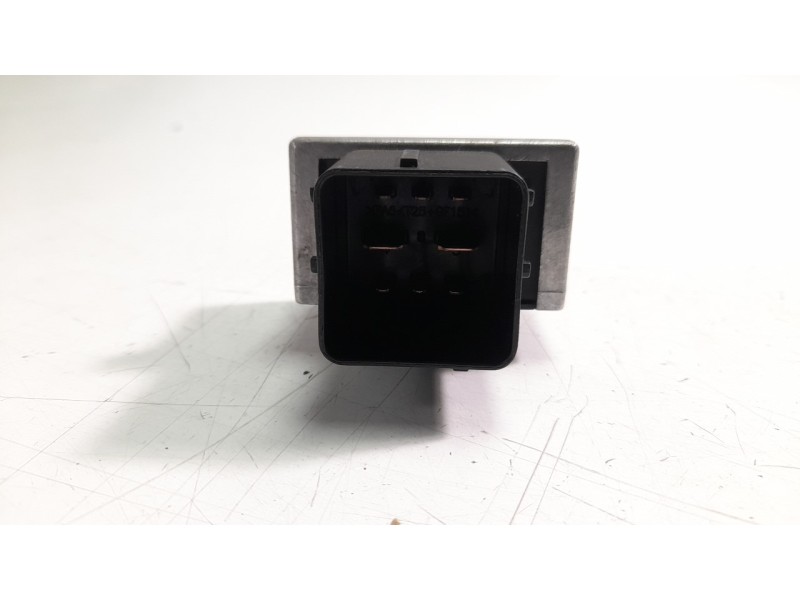 Recambio de caja precalentamiento para renault clio iv 1.5 dci diesel fap referencia OEM IAM 110678071R  
