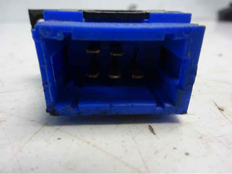 Recambio de mando elevalunas delantero derecho para renault scenic rx4 (ja0) 1.9 dci referencia OEM IAM   