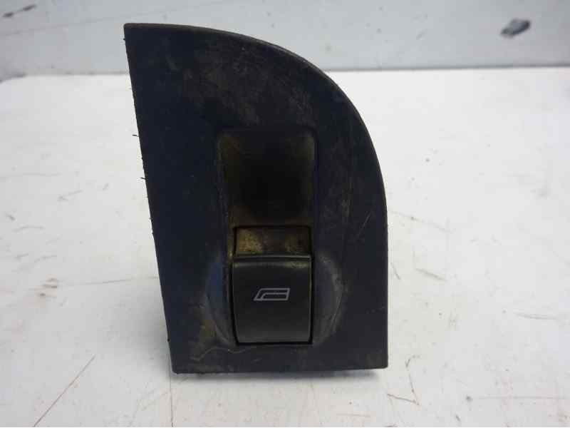 Recambio de mando elevalunas trasero izquierdo para audi a6 berlina (4b2) 2.5 tdi quattro referencia OEM IAM 4B0959855  