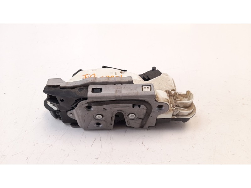 Recambio de cerradura puerta delantera izquierda para seat leon (5f1) 1.2 tsi referencia OEM IAM 5K1837015J  