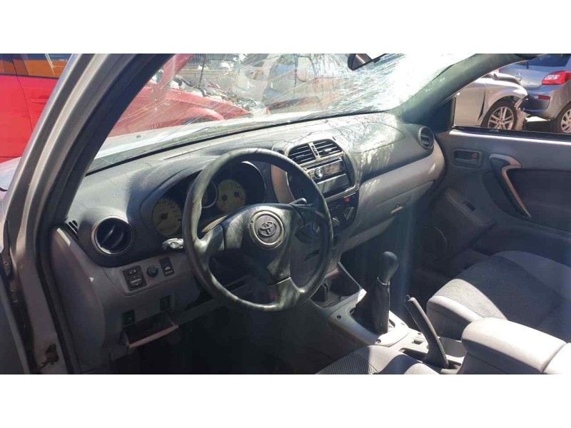 toyota rav 4 (a2) del año 2001
