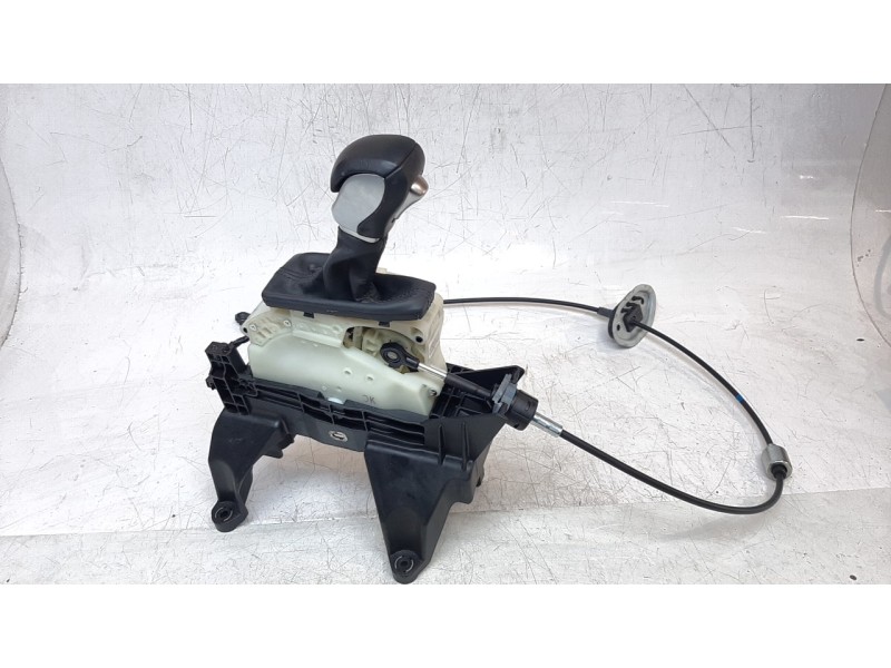 Recambio de palanca cambio para hyundai santa fe 2.2 crdi cat referencia OEM IAM 46701F2120  