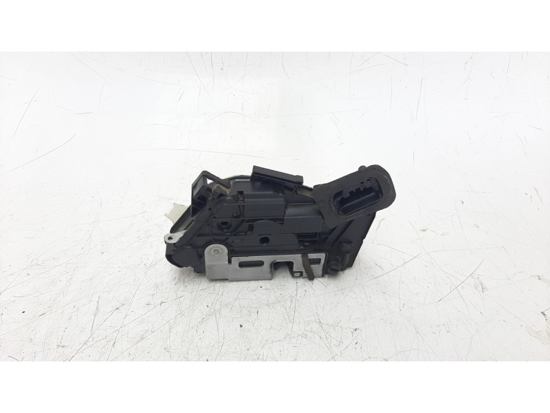 Recambio de cerradura puerta trasera derecha para seat leon (5f1) 1.2 tsi referencia OEM IAM 5K4839016AF  