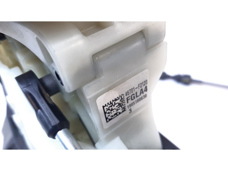 Recambio de palanca cambio para hyundai santa fe 2.2 crdi cat referencia OEM IAM 46701F2120  