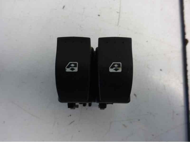 Recambio de mando elevalunas delantero izquierdo para renault scenic ii authentique referencia OEM IAM   