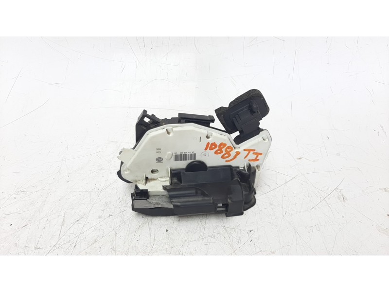 Recambio de cerradura puerta trasera izquierda para seat leon (5f1) 1.2 tsi referencia OEM IAM 5K4839015AF  