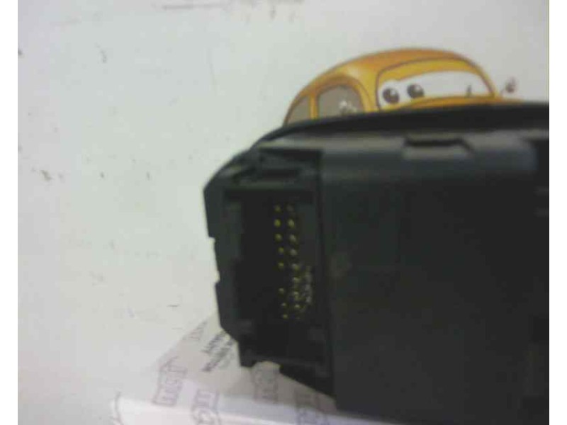 Recambio de mando elevalunas delantero izquierdo para peugeot 206 berlina referencia OEM IAM 6554WA PSA12160 66150951