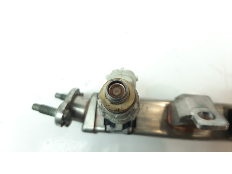 Recambio de rampa inyectora para kia rio (yb) 1.2 cat referencia OEM IAM 3535003500  