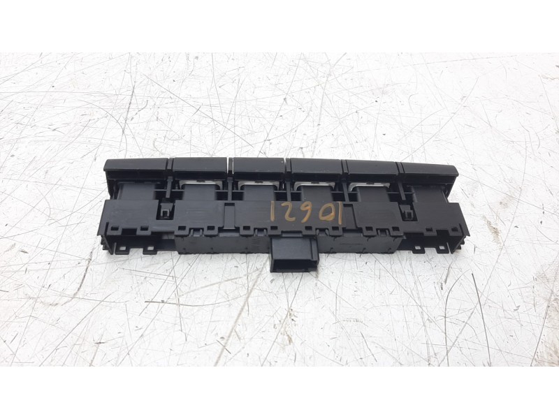 Recambio de interruptor para seat toledo (kg3) 1.2 tsi referencia OEM IAM 6JA927132BT  