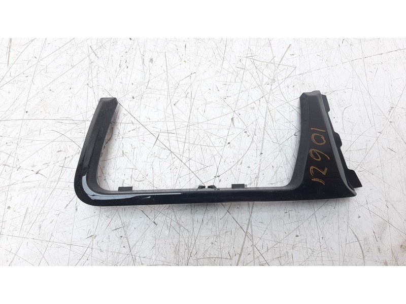 Recambio de moldura para seat toledo (kg3) 1.2 tsi referencia OEM IAM 6JB858133EU  