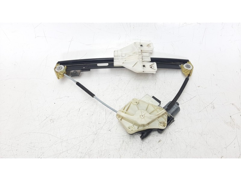 Recambio de elevalunas trasero derecho para seat leon (5f1) 1.2 tsi referencia OEM IAM 5F9839462D  