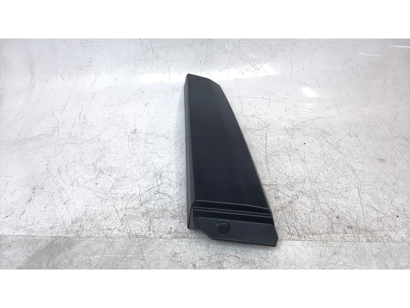 Recambio de moldura para dacia jogger expression jogger referencia OEM IAM 768186704R  