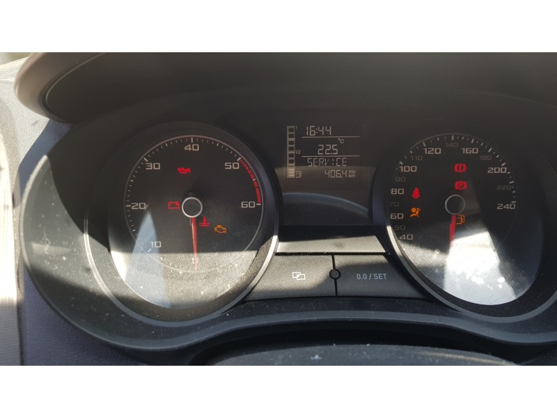 seat ibiza (6j5) del año 2013