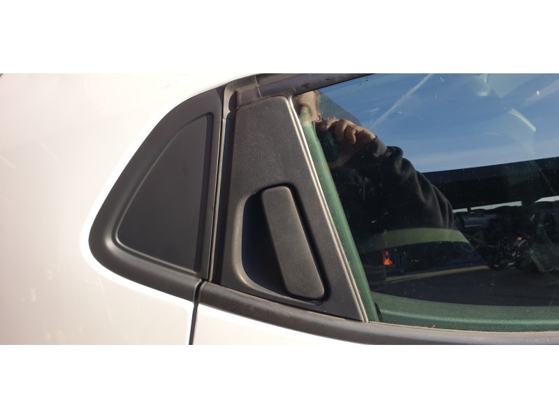 Recambio de maneta exterior trasera derecha para renault clio iv 1.5 dci diesel fap referencia OEM IAM 826064374R  