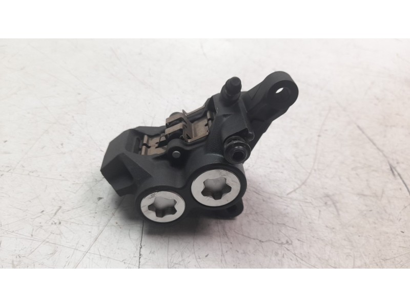 Recambio de pinza de freno delantera derecha para yamaha mt -07 referencia OEM IAM 1WS2580U00  