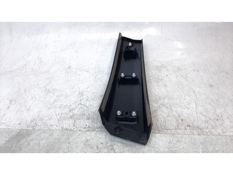 Recambio de moldura para dacia jogger expression jogger referencia OEM IAM 768198592R  