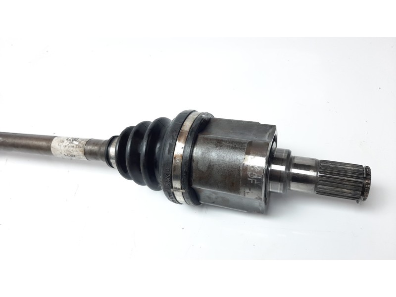 Recambio de transmision delantera izquierda para kia rio (yb) 1.2 cat referencia OEM IAM 49500H8000  