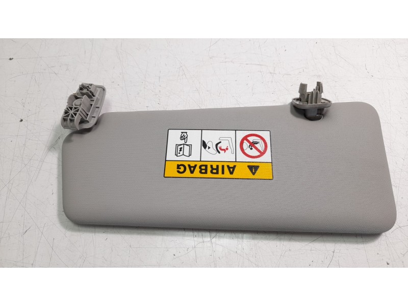 Recambio de parasol derecho para renault clio iv 1.5 dci diesel fap referencia OEM IAM 964006387R  