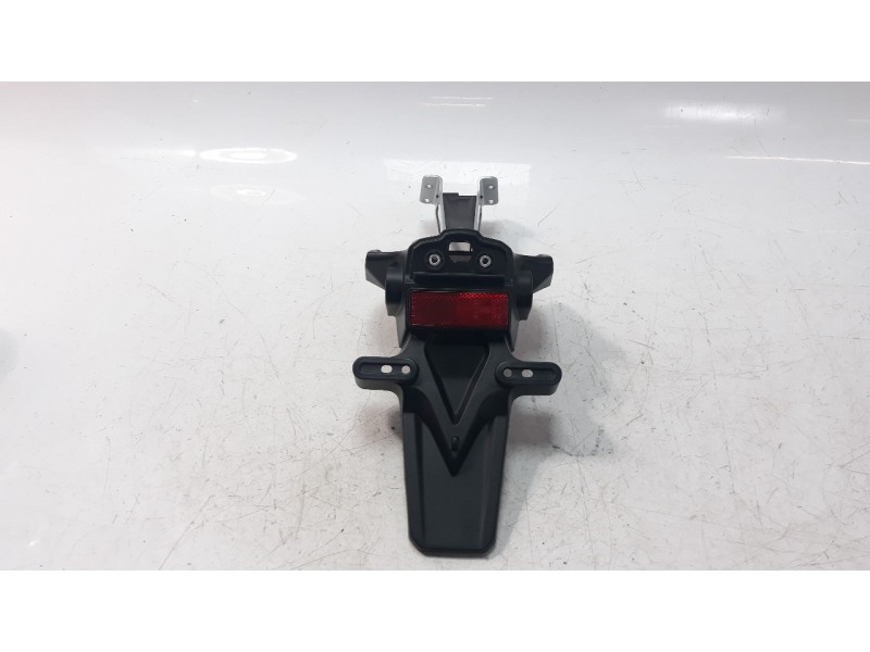 Recambio de portamatriculas para yamaha yzf-r6 referencia OEM IAM BEB2162900  