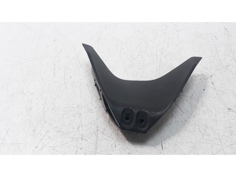 Recambio de moldura para yamaha yzf-r6 referencia OEM IAM BEB2821900  