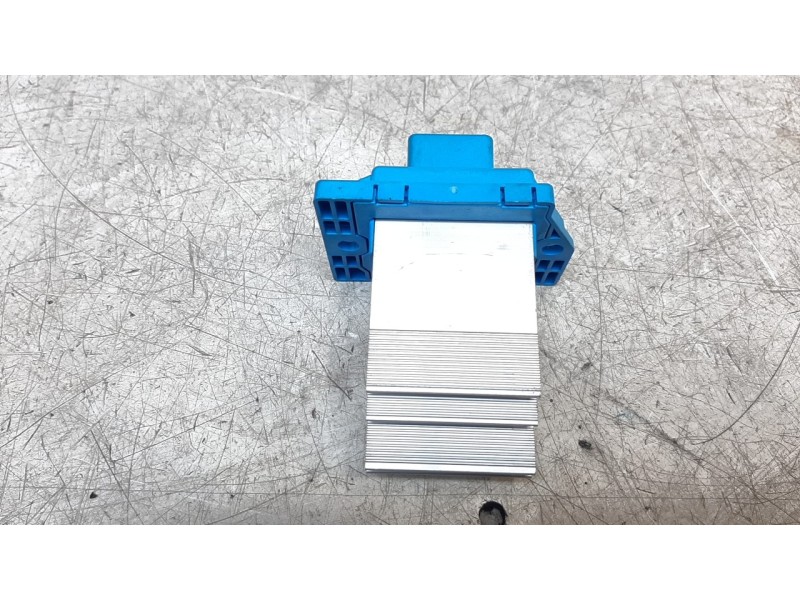 Recambio de resistencia calefaccion para hyundai santa fe 2.2 crdi cat referencia OEM IAM 97235J5000  