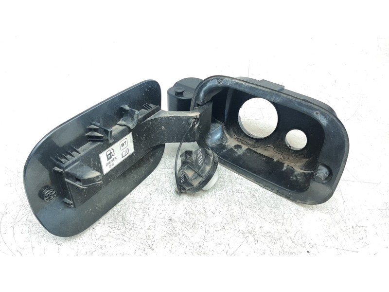 Recambio de tapa exterior combustible para hyundai santa fe 2.2 crdi cat referencia OEM IAM 81595S1000  
