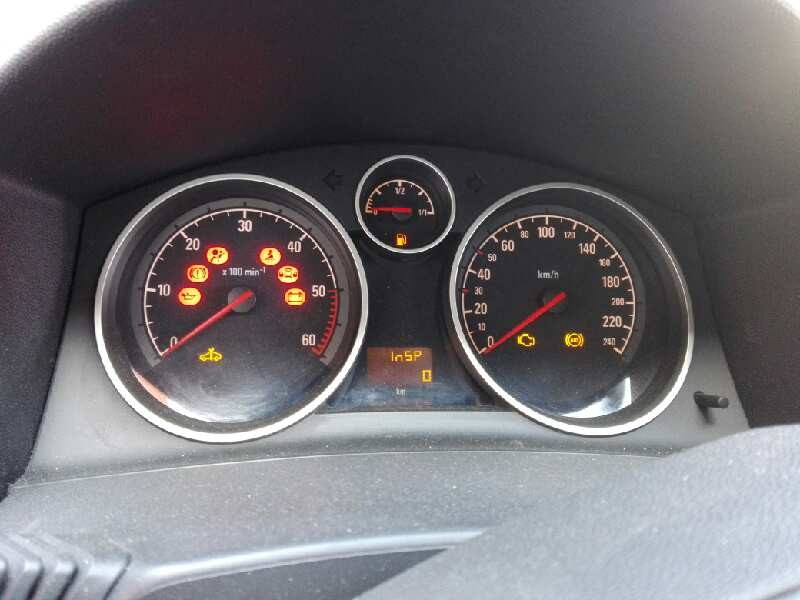 opel astra h berlina del año 2005