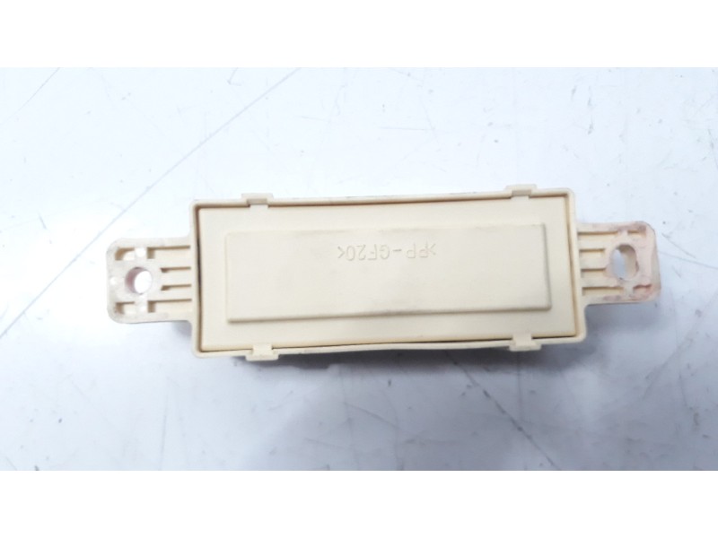 Recambio de caja reles / fusibles para kia cee´d 1.4 crdi cat referencia OEM IAM 919402H130  