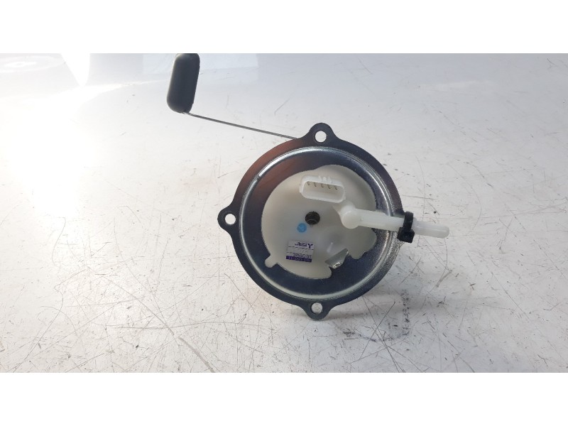 Recambio de bomba combustible para yamaha yzf-r6 referencia OEM IAM 1WS139071000  