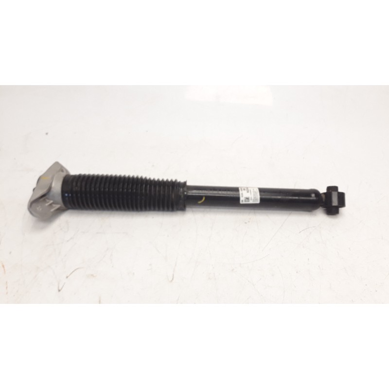 Recambio de amortiguador trasero izquierdo para kia sportage 1.6 gdi cat referencia OEM IAM 55300R2000  