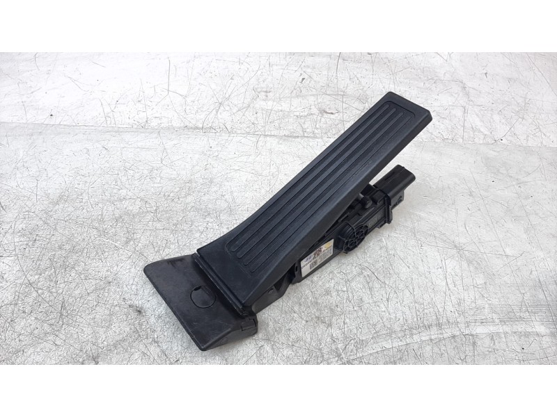 Recambio de potenciometro pedal para hyundai santa fe 2.2 crdi cat referencia OEM IAM 32700D4200 351902E000 