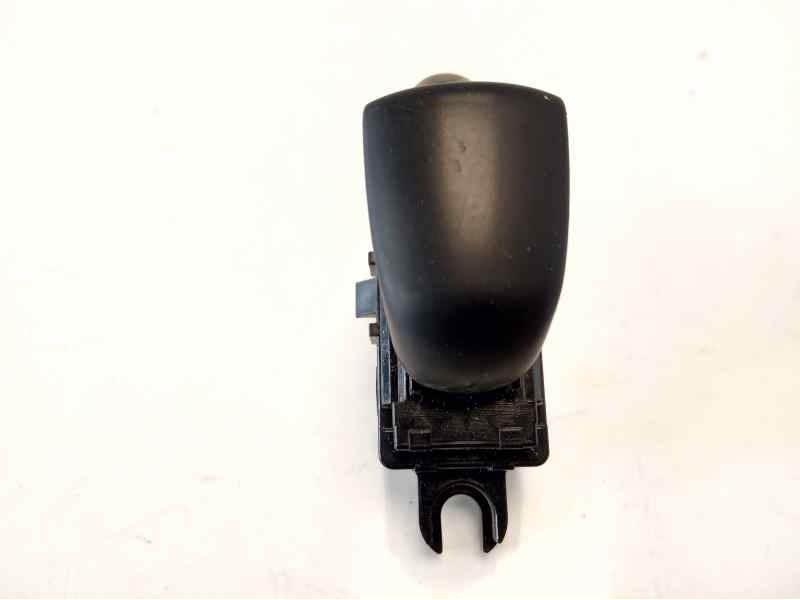 Recambio de mando elevalunas trasero derecho para nissan x-trail (t32) tekna referencia OEM IAM 254114CE0A  