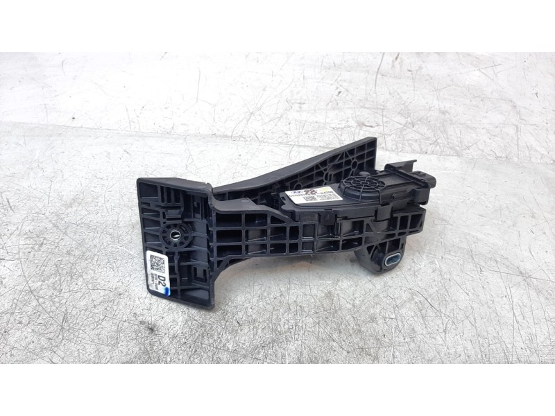 Recambio de potenciometro pedal para hyundai santa fe 2.2 crdi cat referencia OEM IAM 32700D4200 351902E000 