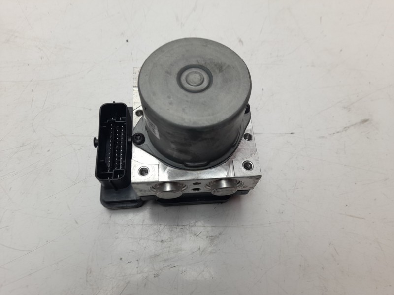 Recambio de abs para kia cee´d 1.4 crdi cat referencia OEM IAM A258930800  