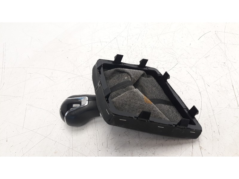 Recambio de pomo palanca cambio para seat leon (5f1) 1.2 tsi referencia OEM IAM 5F1711113S  