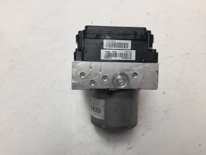 Recambio de abs para kia cee´d 1.4 crdi cat referencia OEM IAM A258930800  