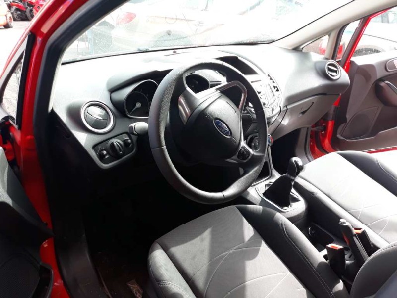 ford fiesta (ccn) del año 2015