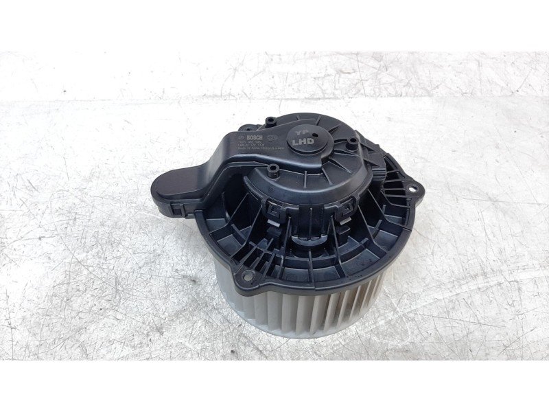 Recambio de ventilador calefaccion para hyundai santa fe 2.2 crdi cat referencia OEM IAM 97113A9010  
