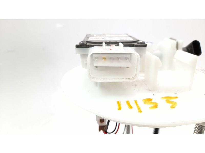 Recambio de bomba combustible para kia sportage 1.6 gdi cat referencia OEM IAM 31110N7000  