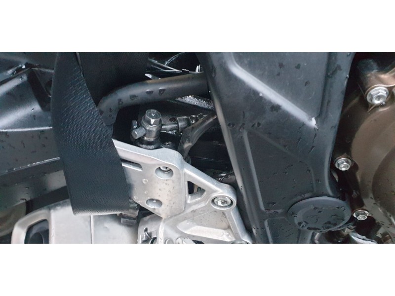 Recambio de bomba freno trasera para honda cb 650r referencia OEM IAM 43510MKND51  