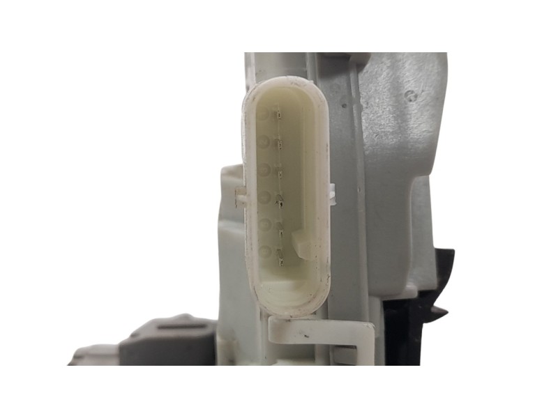 Recambio de cerradura puerta trasera derecha para porsche macan (typ ) referencia OEM IAM 8K0839016F CRDVW1114 EZCAU008