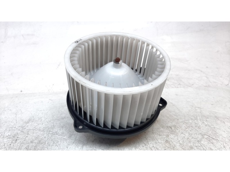 Recambio de ventilador calefaccion para hyundai santa fe 2.2 crdi cat referencia OEM IAM 97113A9010  