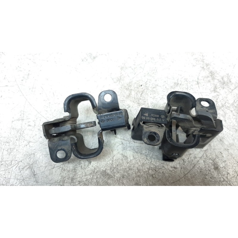 Recambio de cerradura capo para mercedes-benz clase e (w211) berlina e 280 cdi (211.023) referencia OEM IAM A2198800060  