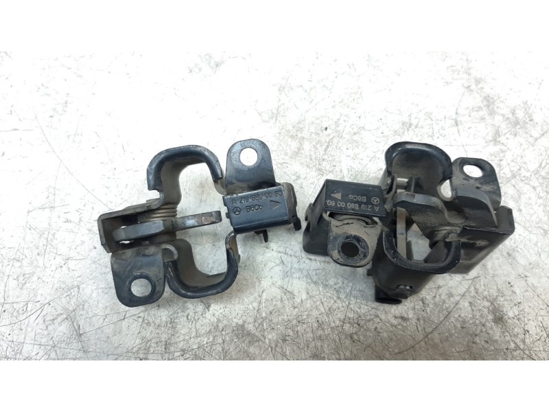 Recambio de cerradura capo para mercedes-benz clase e (w211) berlina e 280 cdi (211.023) referencia OEM IAM A2198800060  