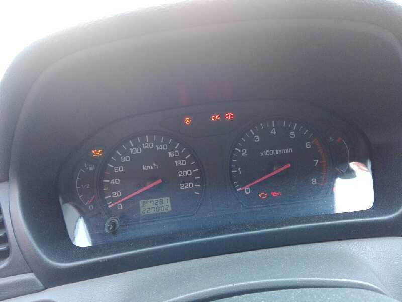 mitsubishi space wagon (n80/n90) del año 1999