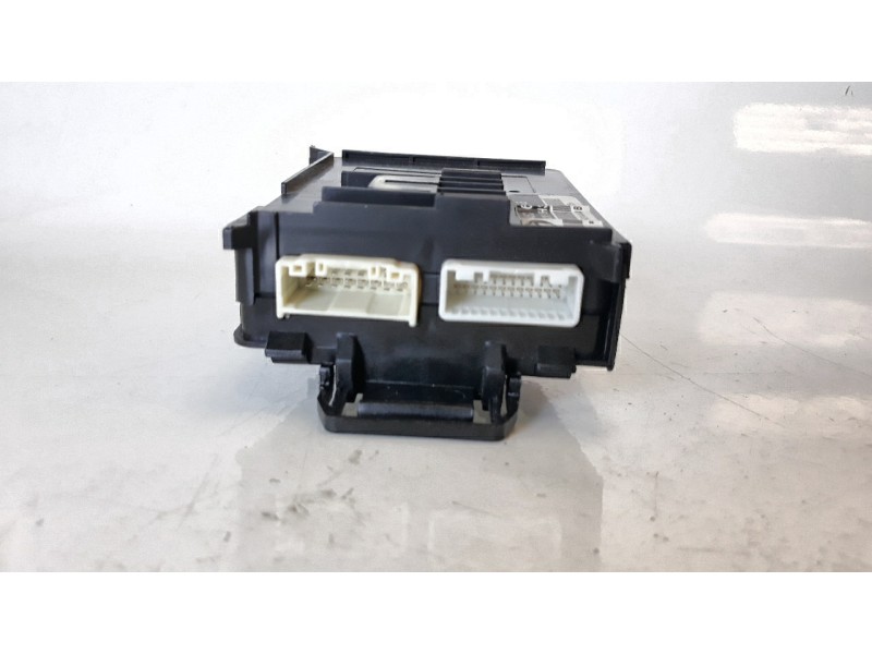 Recambio de modulo electronico para mazda 3 lim. () 2.2 turbodiesel cat referencia OEM IAM G46C675Y0B  
